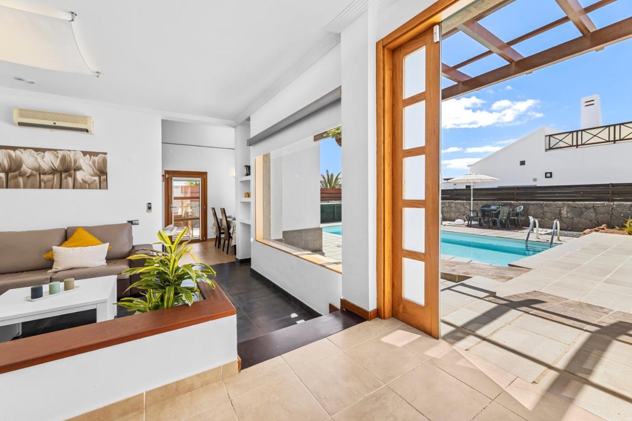 Siesta Suites Lanzarote Яйса Екстер'єр фото